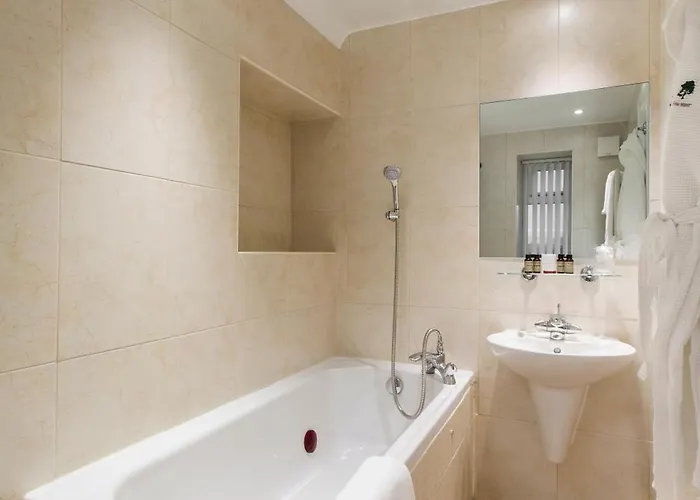 منزل ريفي Cedar Manor ويندرمير