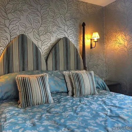 Cedar Manor منزل ريفي ويندرمير