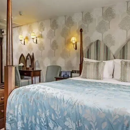 Cedar Manor منزل ريفي