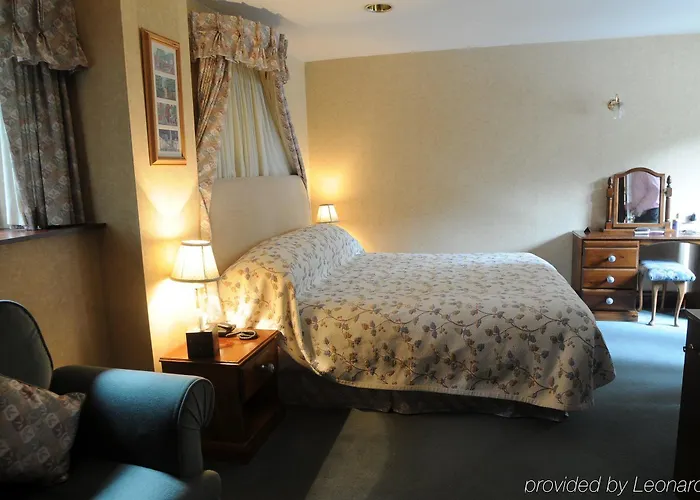 Cedar Manor Country house *