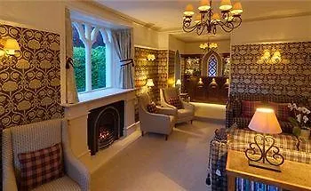 Cedar Manor Country house *